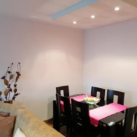 Kapana Comfy 2br In Center